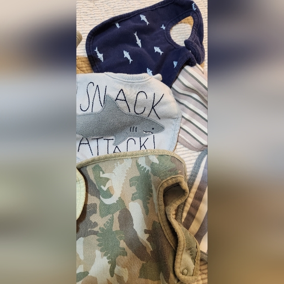 Bibs - Picture 5 of 8